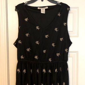 Black Dress with Gold Accents - 1X